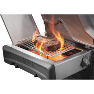NAPOLEON Rogue PRO-S 425 Gasgrill, 3 Edelstahl-Hauptbrenner, Sizzle-Zone mit Edelstahlrost, Grillfläche Gussrost, Infrarot-Heckbrenner aus Edelstahl, Grillfläche 60 x 45cm, Gewicht: 68kg, inkl. Drehspieß, schwarz